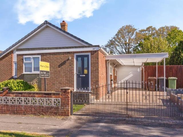 Bungalow for sale in Bolton Low Houses, Hampshire