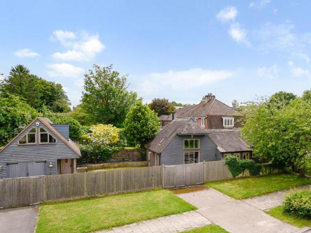 Bungalow for sale in Wye, Bridgefield