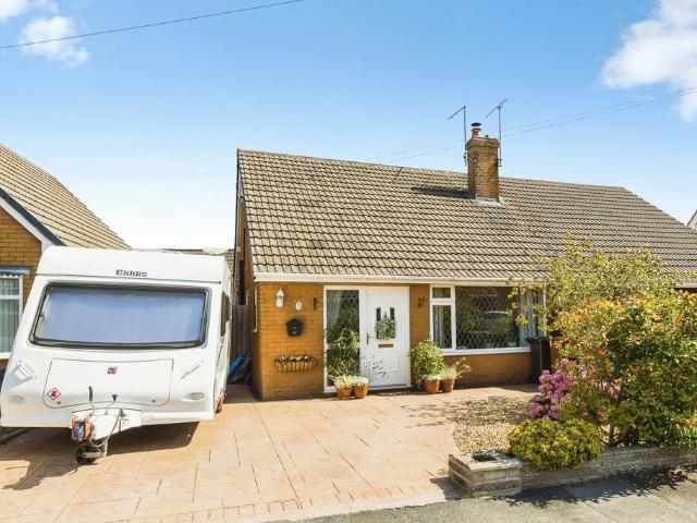 Bungalow for sale in Broughton, Wales