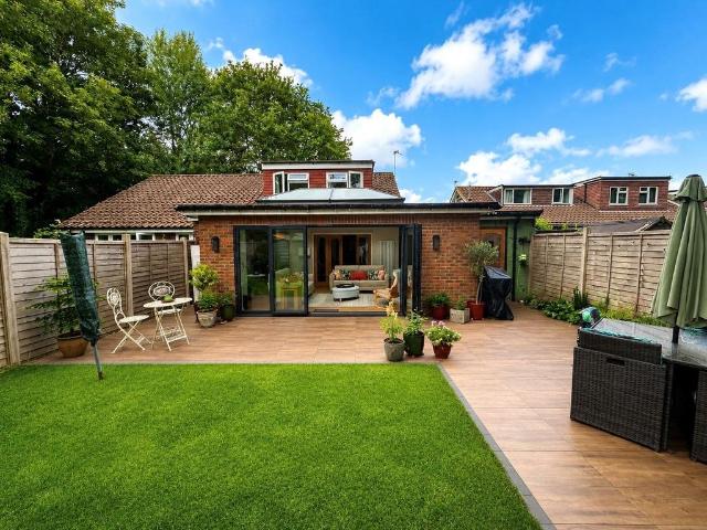 Bungalow for sale in Littlecote, West Sussex