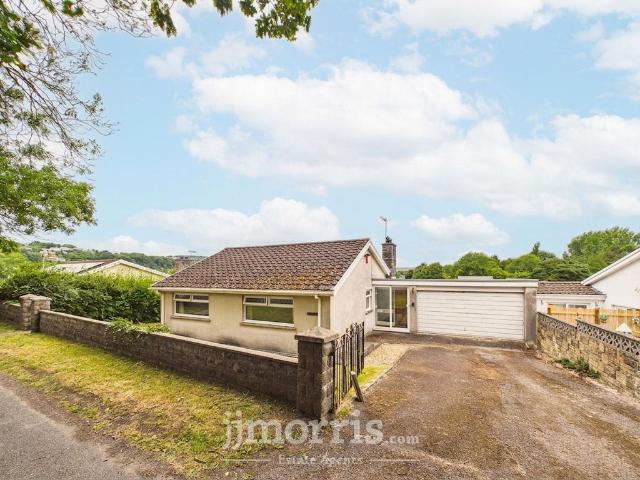 Bungalow for sale in St Dogmaels, Wales