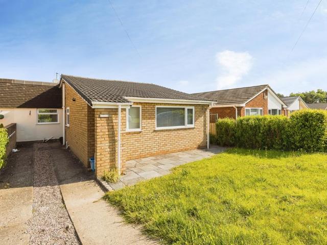 Bungalow for sale in Northop, Wales