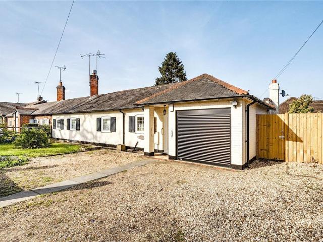 Bungalow for sale in Woodley