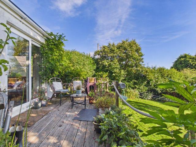 Bungalow for sale in Lanner