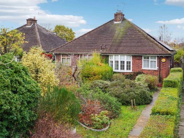 Bungalow for sale in Iver, Iver Heath