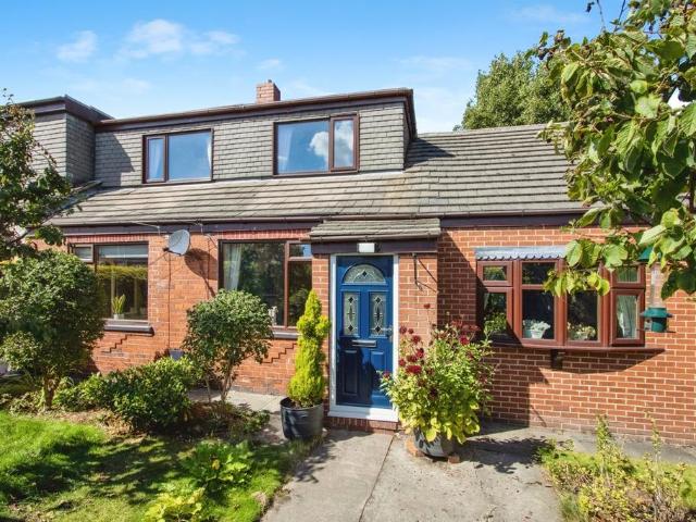 Bungalow for sale in Wintersett, Ryhill
