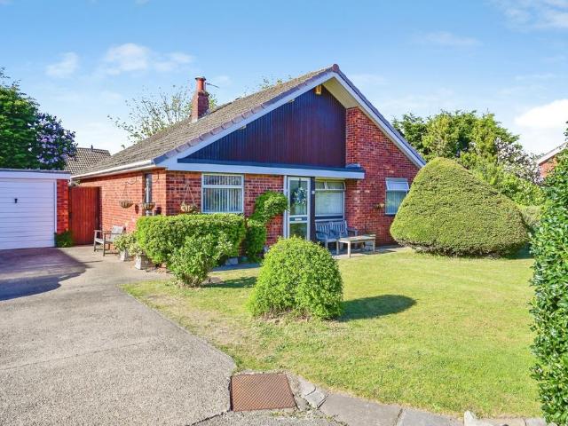 Bungalow for sale in Formby, Sefton