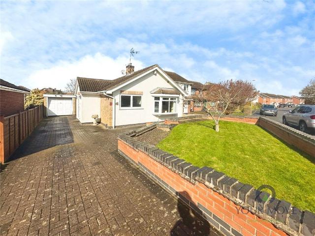 Bungalow for sale in Whetstone, Pinfold