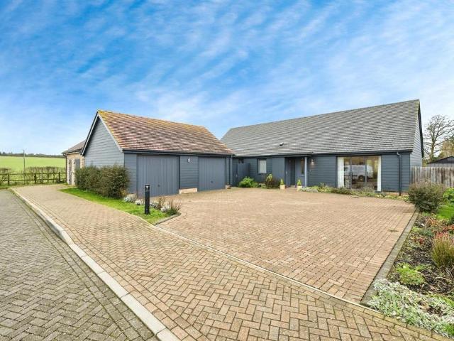 Bungalow for sale in Arrington, Cambridgeshire