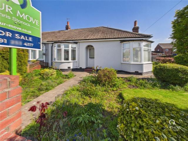 Bungalow for sale in New York, Monkseaton