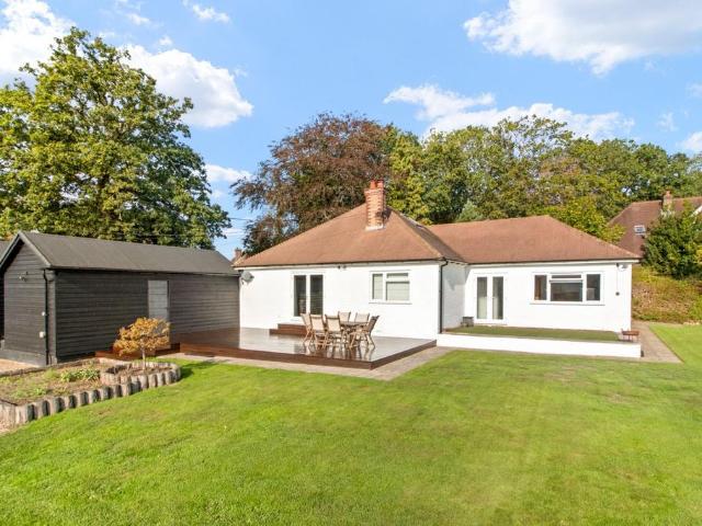 Bungalow for sale in Hammonds Green, Wealden