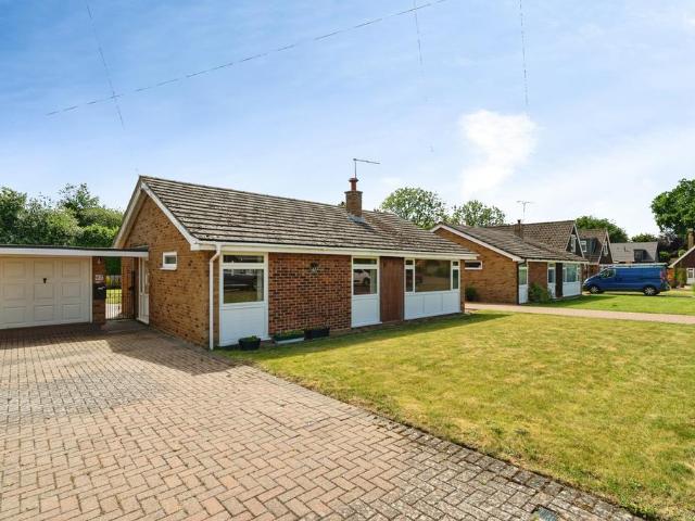Bungalow for sale in Hoveton, Comers