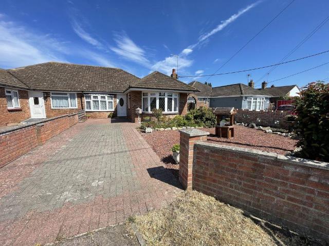 Bungalow for sale in Dale Hill, Essex