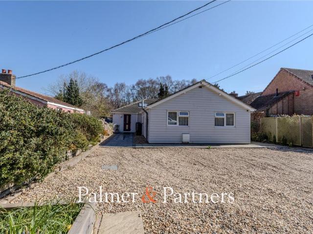 Bungalow for sale in Eastbridge, Suffolk