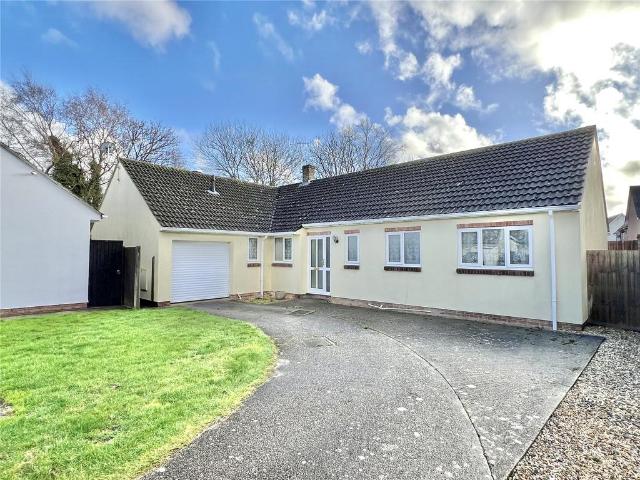 Bungalow for sale in Pimperne