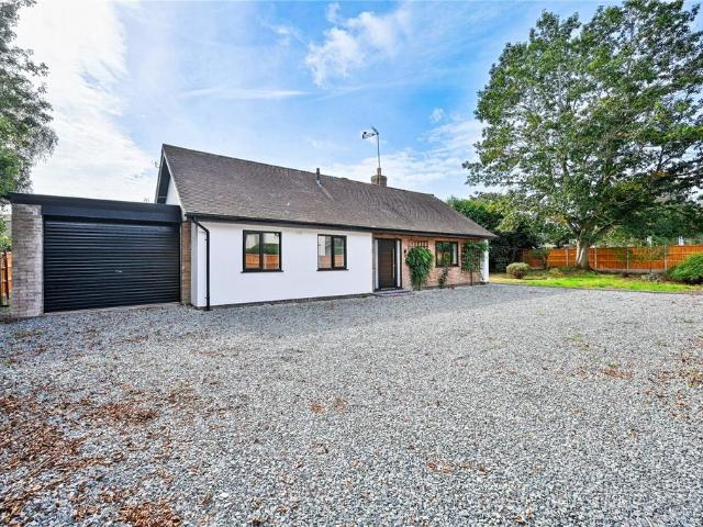 Bungalow for sale in Rowley Park, Baswich