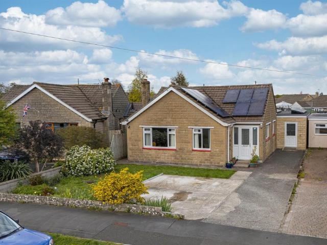 Bungalow for sale in Trowbridge