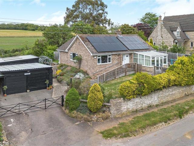 Bungalow for sale in Glapthorn