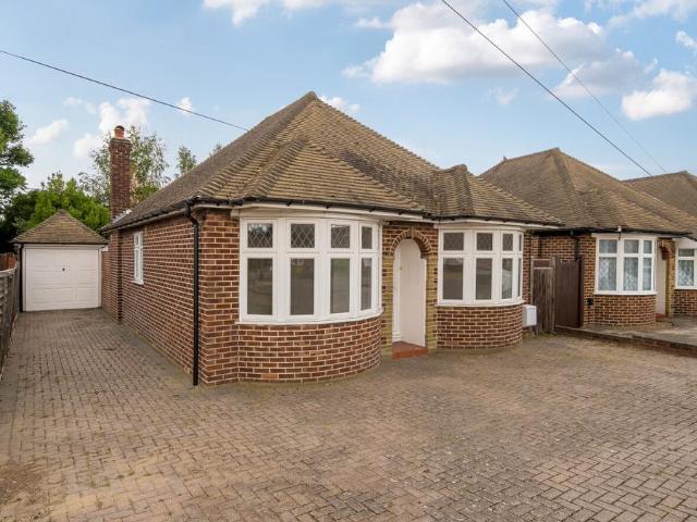 Bungalow for sale in Crofton, Greater London