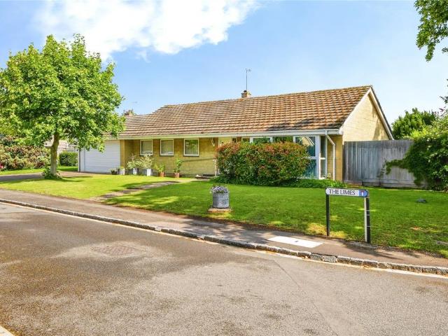 Bungalow for sale in Evershot, Oxfordshire