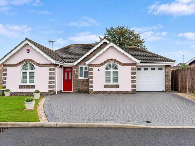Bungalow for sale in Dale Hill, Essex