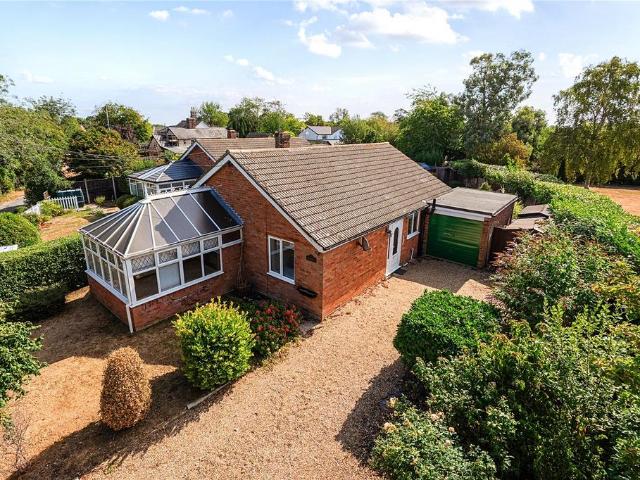 Bungalow for sale in Bedingfield, Suffolk