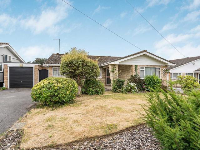 Bungalow for sale in Stoke D'Abernon, Blackhills