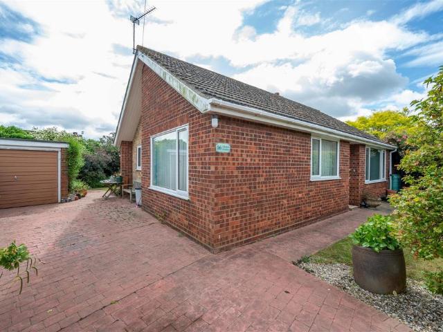 Bungalow for sale in Stokesby, Norfolk