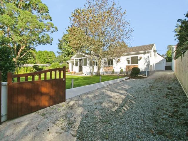 Bungalow for sale in Crowan, Leedstown