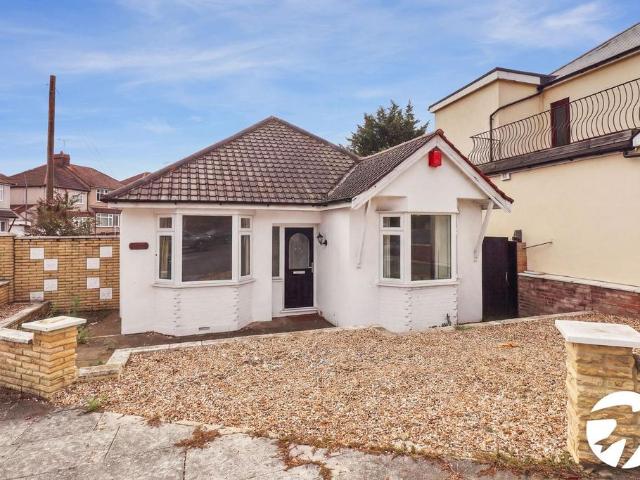 Bungalow for sale in Upper Belvedere, Greater London
