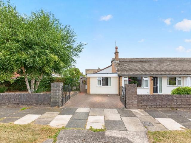 Bungalow for sale