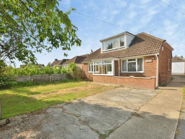 Bungalow for sale in Stubbs Cross, Bridgefield