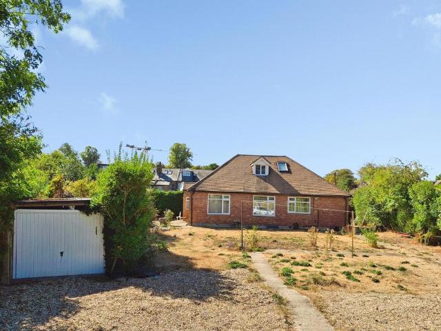 Bungalow for sale in Clewer Village, Windsor