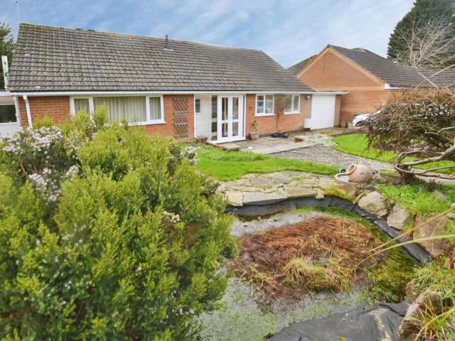 Bungalow for sale in Braunstone, Old Wharf