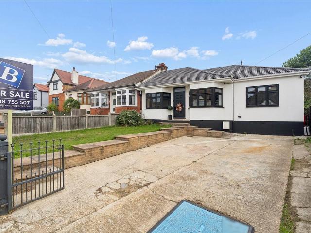 Bungalow for sale in Collier Row, Greater London