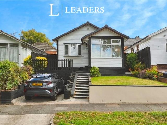 Bungalow for sale in Turves Green, West Midlands