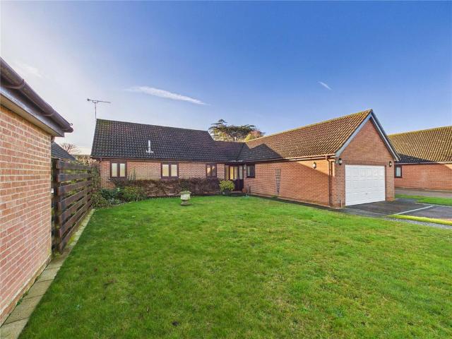 Bungalow for sale in Felixstowe, Eastbridge