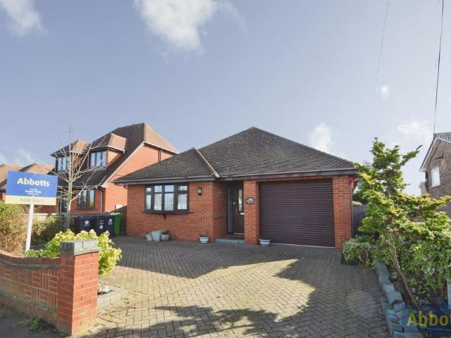 Bungalow for sale in Barling, Essex