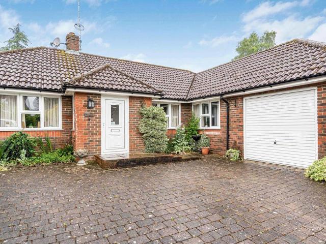 Bungalow for sale in Bolton Low Houses, Hampshire