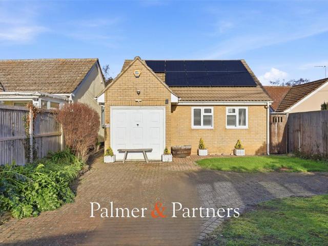 Bungalow for sale in Dale Hill, Essex