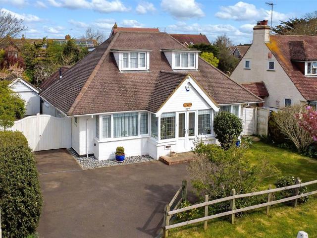 Bungalow for sale in Rustington, Clapham