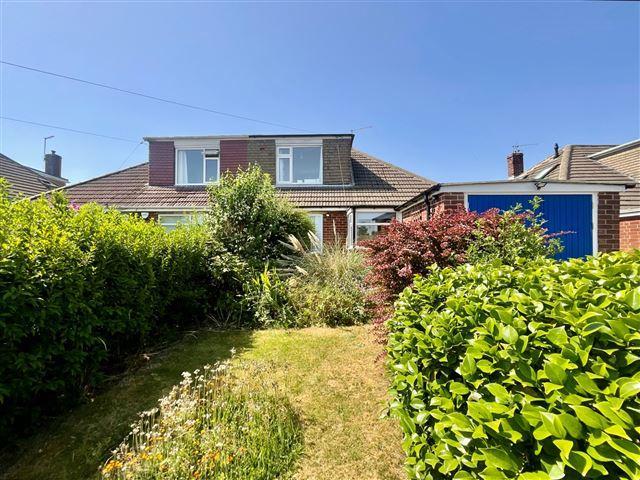 Bungalow for sale in Aston cum Aughton, Aston