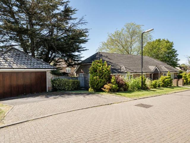 Bungalow for sale in Worthing, West Sussex