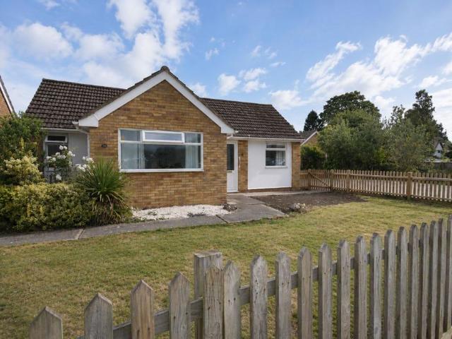 Bungalow for sale in Arrington, Cambridgeshire