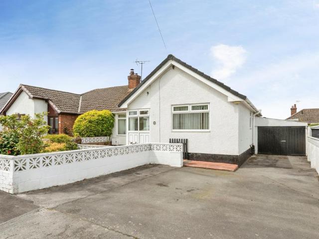 Bungalow for sale in Drury, Wales