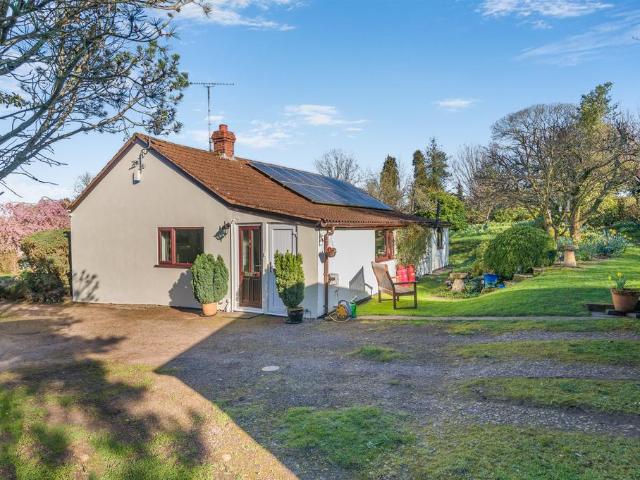 Bungalow for sale in Woolaston, Bromsberrow Heath