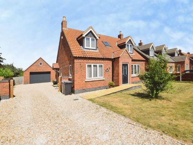 Bungalow for sale in Belleau, Lincolnshire