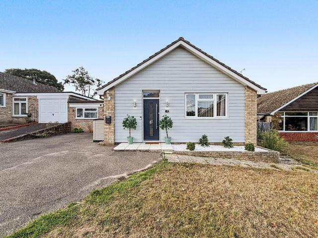 Bungalow for sale in Chelmondiston, Suffolk