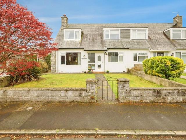 Bungalow for sale in Abererch, Wales