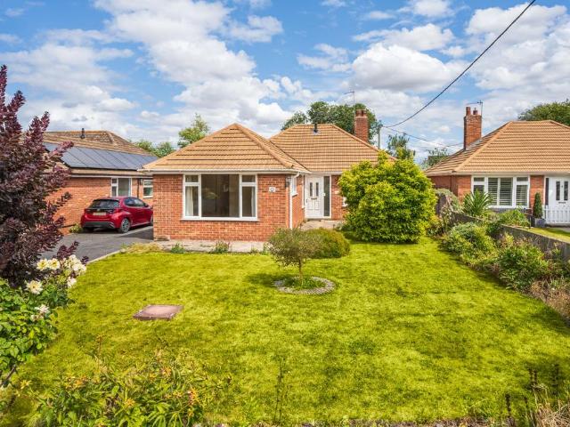 Bungalow for sale in East Hanney, Dromore